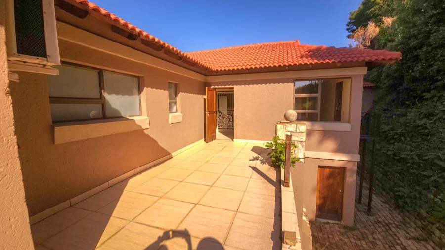 3 Bedroom Property for Sale in Birdwood Estate North West